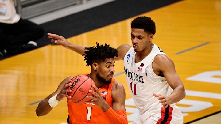 What is Oregon Getting in Syracuse Transfer Quincy Guerrier? What is Oregon Getting in Syracuse Transfer Quincy Guerrier?