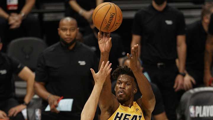 Jimmy Butler Makes Giannis Antetokounmpo Stumble in Bucks Heat Game