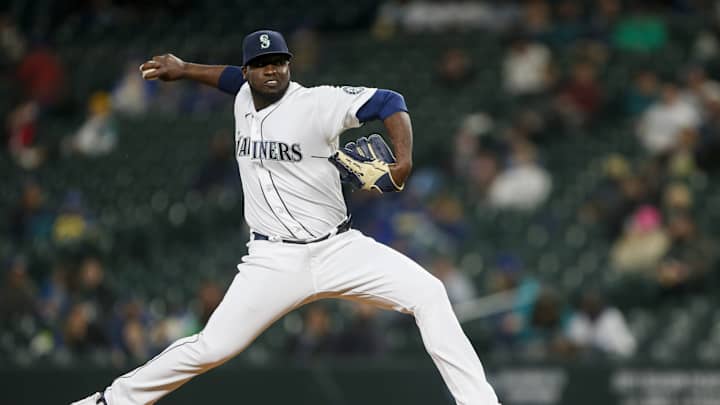 Get to Know New Royals Pitcher Domingo Tapia