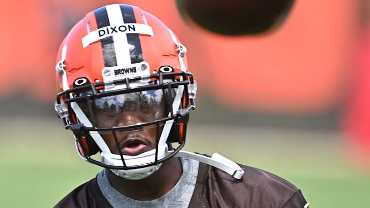 Former Ohio State Wide Receiver Johnnie Dixon Signs With Dallas Cowboys