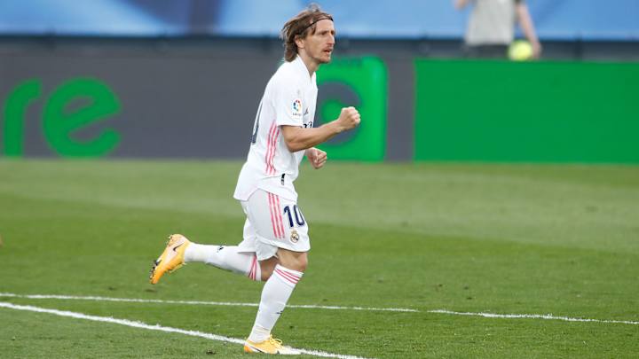 Luka Modrić Extends Real Madrid Contract Through June 2022