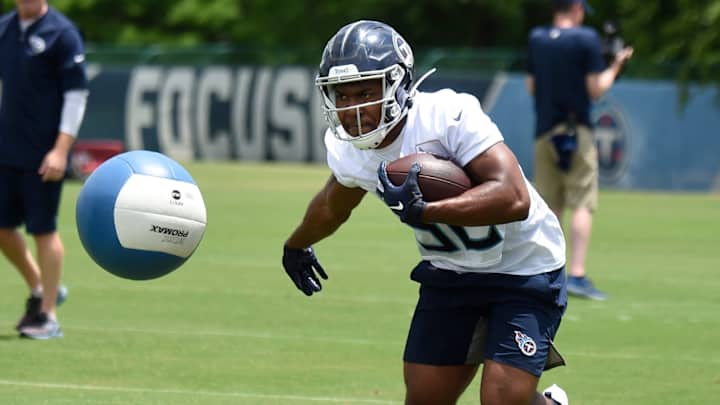 Evans Works to Put Injury-Plagued Rookie Season Behind Him Evans Works to Put Injury-Plagued Rookie Season Behind Him