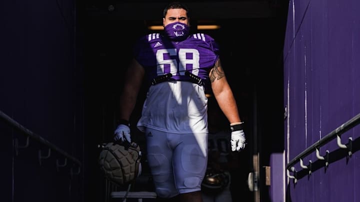 UW Roster Review, No. 2-99: Greatness Awaits Ulumoo Ale; He Can't Settle for Average UW Roster Review, No. 2-99: Greatness Awaits Ulumoo Ale; He Can't Settle for Average