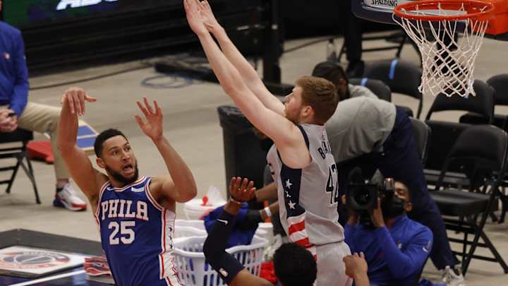 Doc Rivers Credits Simmons' Awareness After Game 3 Win