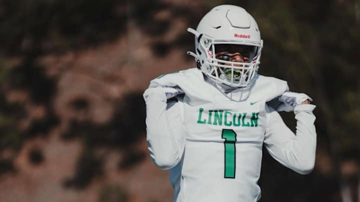 Oregon's top ten Defensive Targets in 2022 Oregon's top ten Defensive Targets in 2022