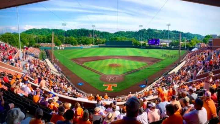 Vols use early homers, late toughness to extinguish Flames