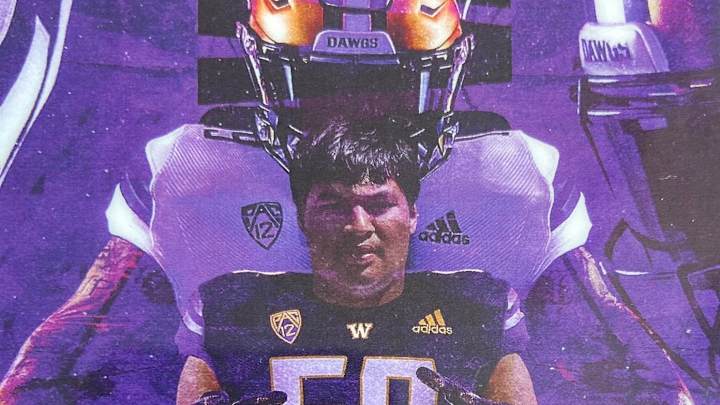 Kennedy Catholic Tackle Receives UW Scholarship Offer