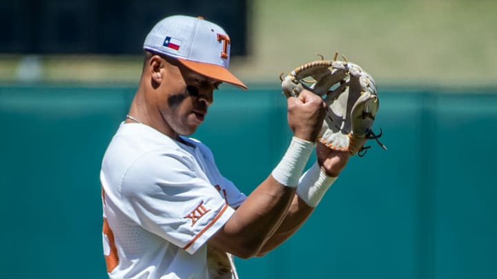 Longhorns Advance To Super Regional With 12-2 win over Fairfield