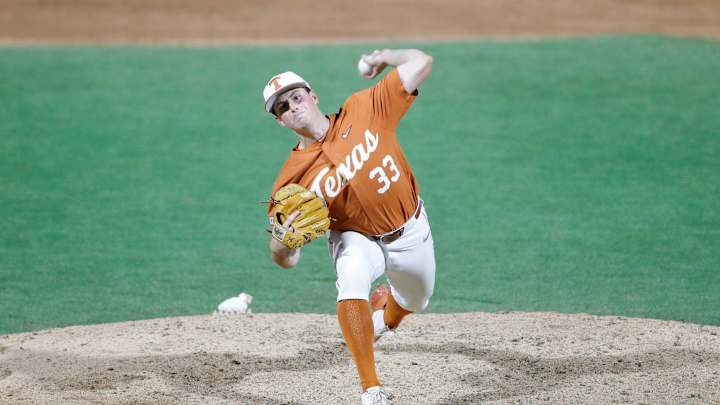 Hansen Halts Fairfields' Bats, Sends Texas To Super Regionals Hansen Halts Fairfields' Bats, Sends Texas To Super Regionals