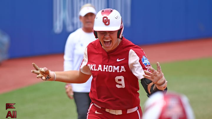 Oklahoma's Kinzie Hansen named D1Softball Catcher of the Year