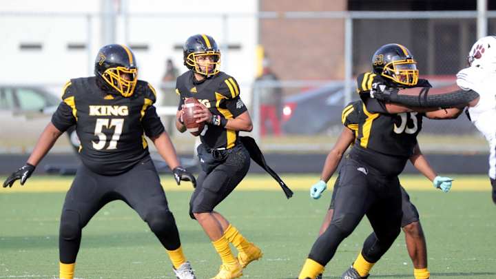 Michigan State Football Pursuing '23 5-star QB Dante Moore Michigan State Football Pursuing '23 5-star QB Dante Moore