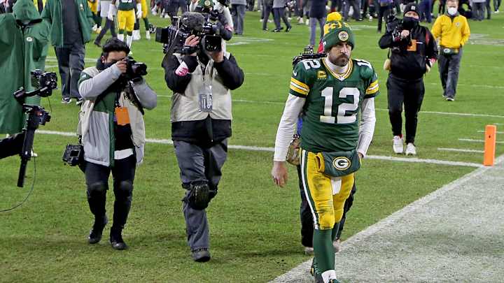 Report: Aaron Rodgers Expected to Skip Mandatory Minicamp, Facing Fine Over $93,000 Report: Aaron Rodgers Expected to Skip Mandatory Minicamp, Facing Fine Over $93,000