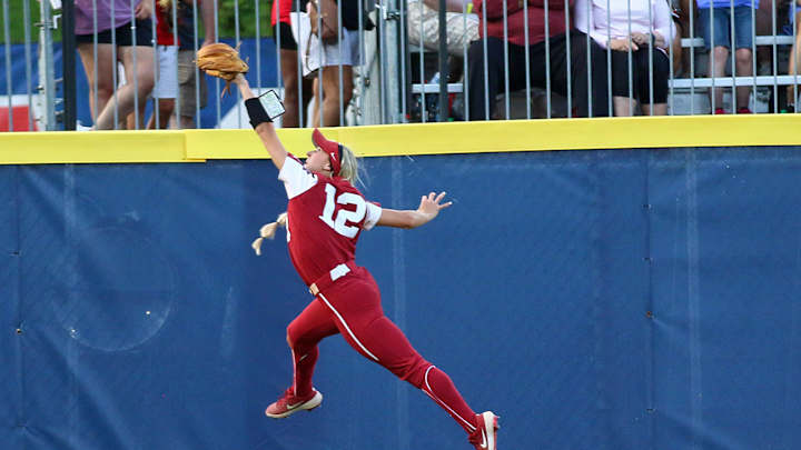 Oklahoma's Mackenzie Donihoo 'Doing What's Best' for Herself in Absence From the Team