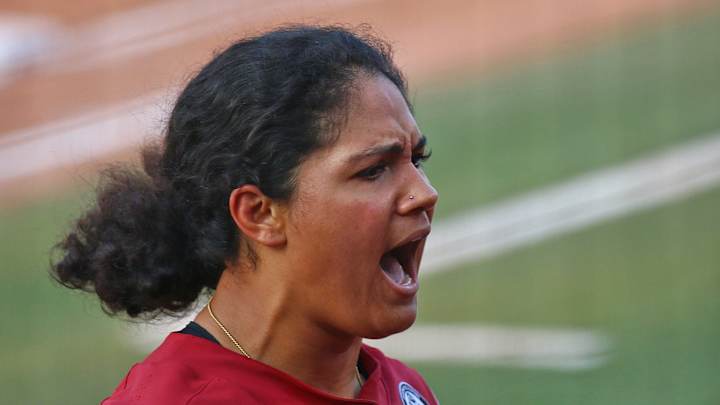 Oklahoma Softball: Jocelyn Alo Climbs HR Chart as Sooners Roll Houston