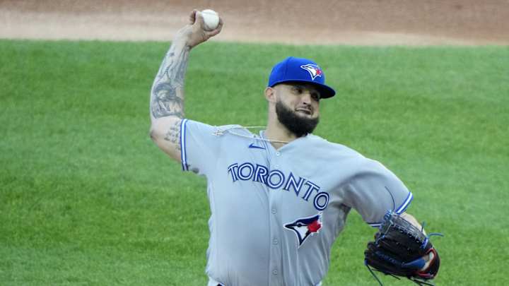 Alek Manoah Shows Grit in Start vs White Sox Alek Manoah Shows Grit in Start vs White Sox