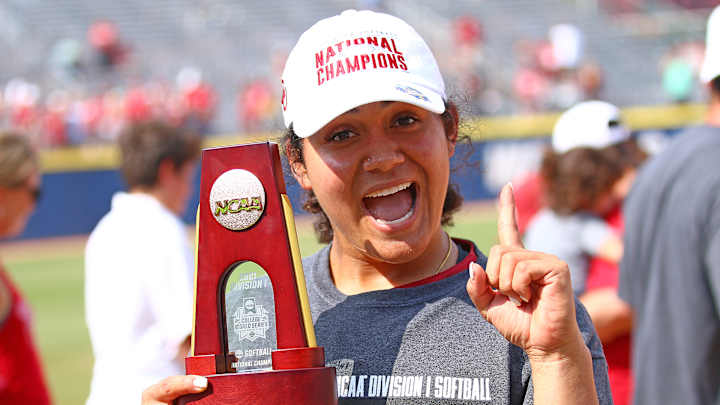 Oklahoma Slugger Jocelyn Alo Sees 'Limitless' NIL Opportunities to Inspire Future Players Oklahoma Slugger Jocelyn Alo Sees 'Limitless' NIL Opportunities to Inspire Future Players