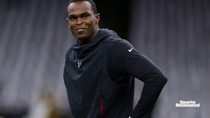 The Extra Point: After 10 Years With Matt Ryan, Julio Jones is Figuring Out Ryan Tannehill The Extra Point: After 10 Years With Matt Ryan, Julio Jones is Figuring Out Ryan Tannehill