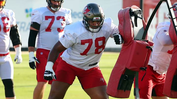 Tristan Wirfs is 'The Best Tackle' Shaq Barrett Has Faced