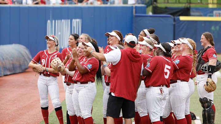 Reflecting on Alabama Softball's Magnificent Seven Seniors as They Say Goodbye