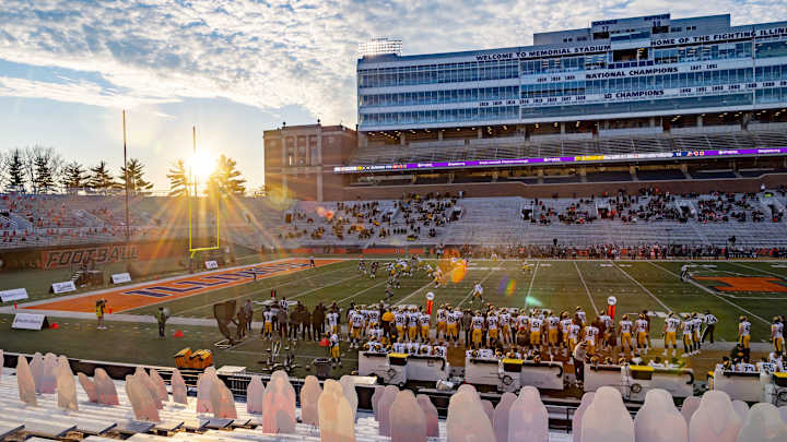 Big Ten Daily: Kickoff Time Announced for NCAA Season Opener Between Illinois, Nebraska