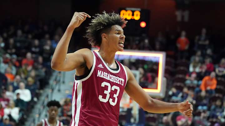 Texas Basketball Snags UMass Transfer Tre Mitchell For 2021 Season