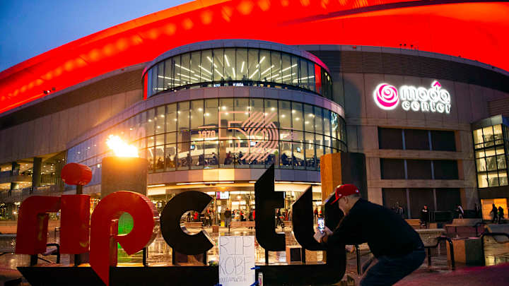 Report: Kevin Calabro Back as Blazers' Lead Broadcaster