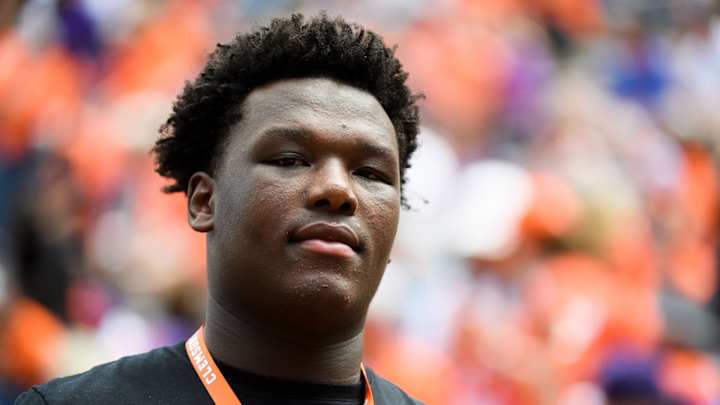 With Dead Period Over, Travis Shaw Recruitment Starting to Really Heat Up