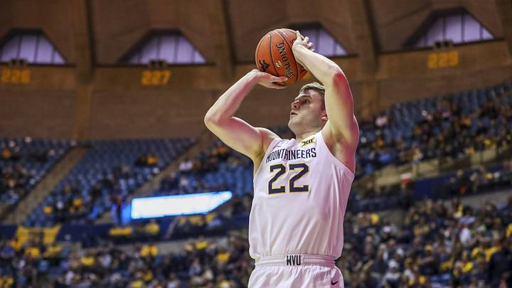 REPORT: Sean McNeil Makes Decision on NBA Draft
