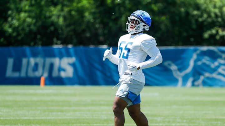 Former Purdue LB Derrick Barnes Signs Rookie Contract With the Detroit Lions