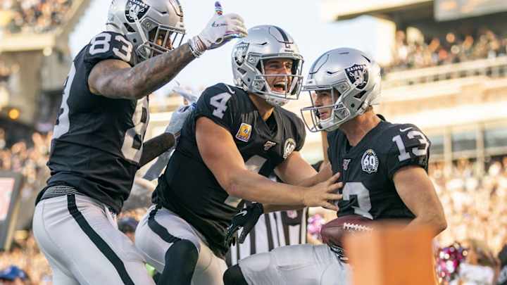 Derek Carr: “I’m Playing For One Team And That’s It” Derek Carr: “I’m Playing For One Team And That’s It”