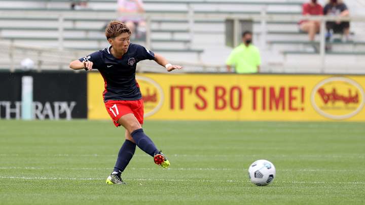 Japanese Soccer Star Kumi Yokoyama Comes Out as Transgender Japanese Soccer Star Kumi Yokoyama Comes Out as Transgender