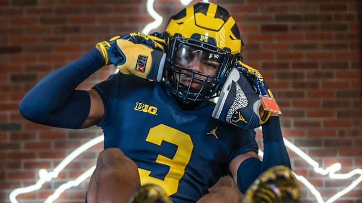 Incredible Video Tours Michigan Football Facilities