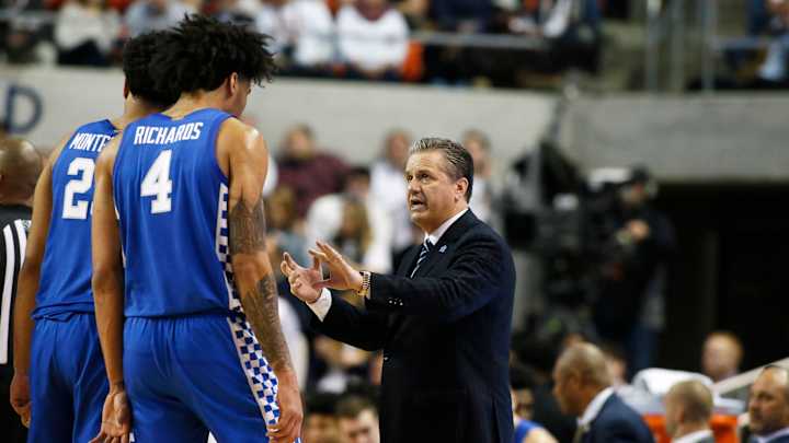 Kansas vs. Kentucky Headlines 2022 Men's Big 12/SEC Challenge Field