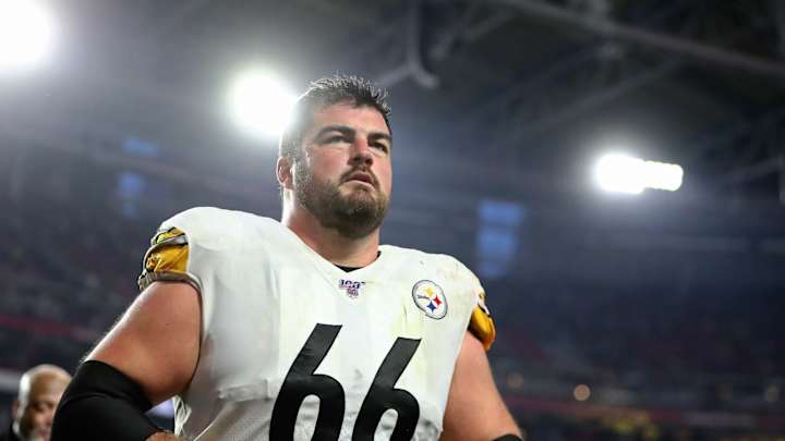Steelers Release Veteran Guard David DeCastro
