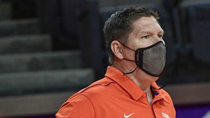 Brad Brownell, Clemson Agree to Contract Extension Brad Brownell, Clemson Agree to Contract Extension