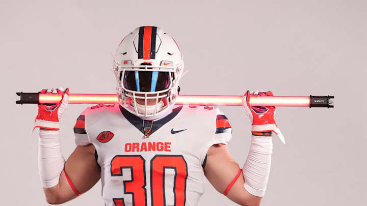 Carter Wyatt Bonds With Players, Coaches on Syracuse Visit