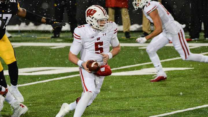 Big Ten Daily: Wisconsin Quarterback Graham Mertz Showcases Personalized Logo