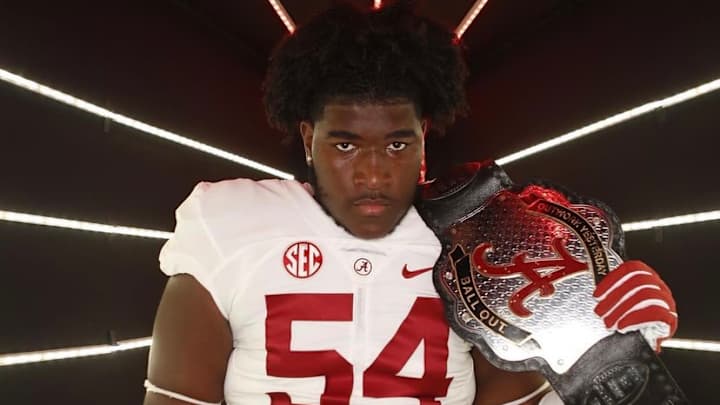 Following Alabama Visit, 2022 OT Tyler Booker Evaluating Final Five Schools Ahead of Commitment