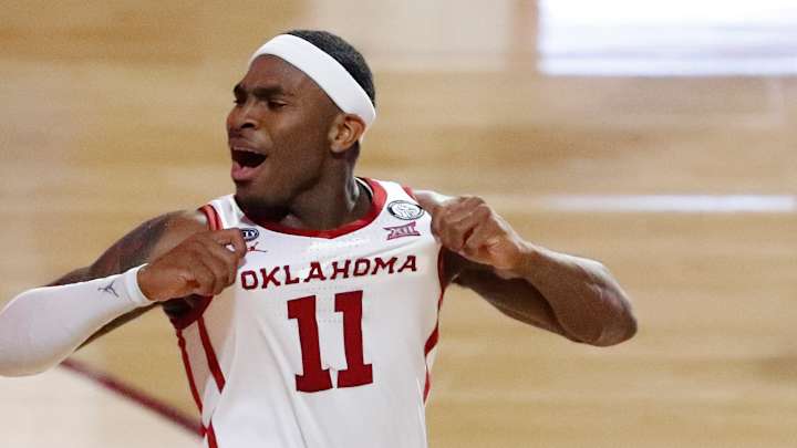 REPORT: De'Vion Harmon Withdraws from NBA Draft Process REPORT: De'Vion Harmon Withdraws from NBA Draft Process