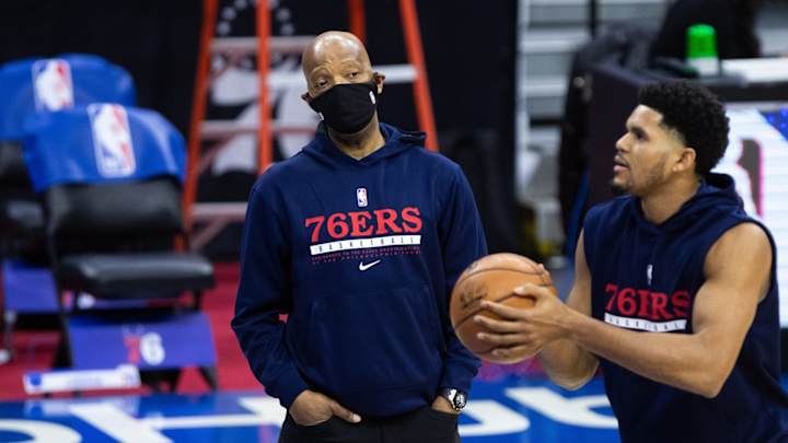 Report: Wizards Interview Sixers' Sam Cassell for Head Coach Position