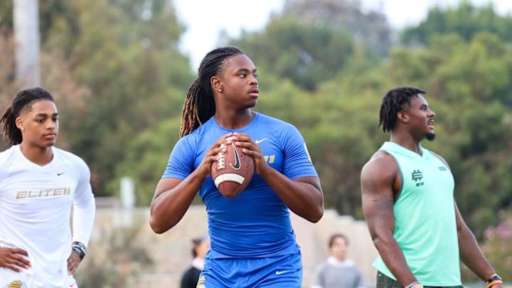 Elite 11 Photo Gallery, Day 1