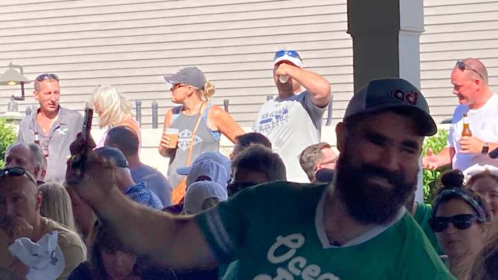 Jason Kelce Raises $100,000 for Eagles Autism Foundation Jason Kelce Raises $100,000 for Eagles Autism Foundation