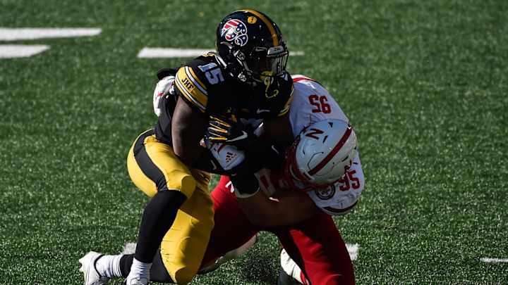 Iowa Big Favorite Over Indiana in Week 1 on Gambling Website Iowa Big Favorite Over Indiana in Week 1 on Gambling Website