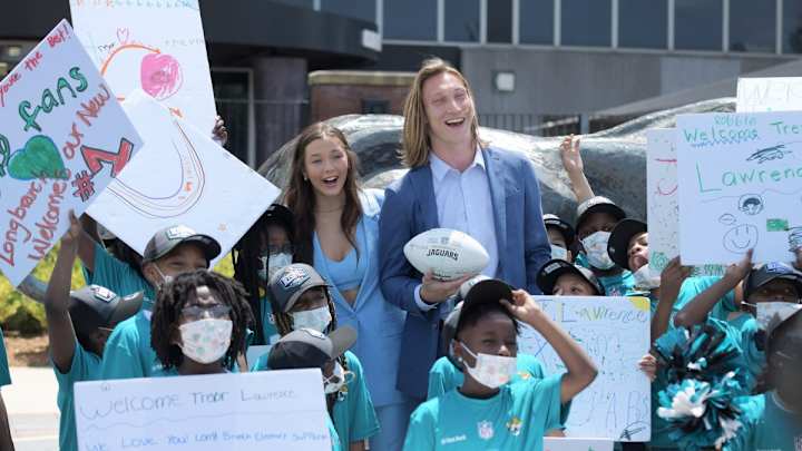 Jaguars' Trevor Lawrence Named ACC Male Athlete of the Year