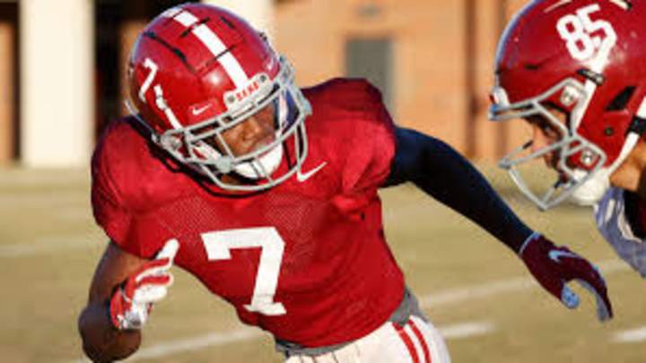 Alabama CB Transfer Enrolls at Tennessee, Joins Vols