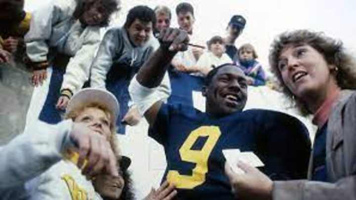 WVU to Retire No. 9 in Honor of QB Major Harris