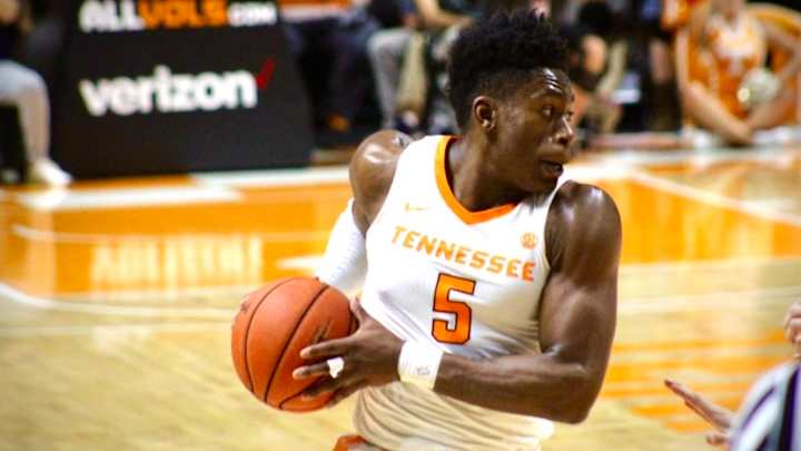 Q & A: Former Tennessee standout Admiral Schofield discusses Vol fans, NIL, Rick Barnes and more