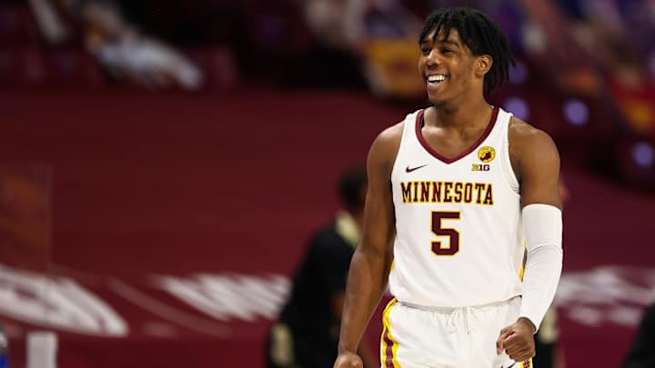 Report: Minnesota Transfer Marcus Carr 'Working' On Visiting Louisville