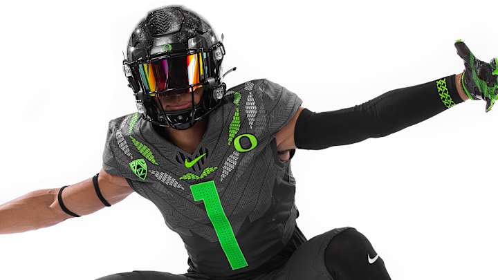 Wide Receiver Isaiah Sategna Sets Decision Date Wide Receiver Isaiah Sategna Sets Decision Date