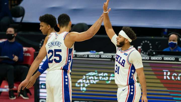 Sixers' Seth Curry Hopes to Play With Ben Simmons Again Sixers' Seth Curry Hopes to Play With Ben Simmons Again